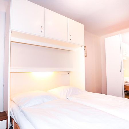 Apartmán Fewo Am Meer, Mit Schwimmbad Und Sauna Timmendorfer Strand Exteriér fotografie